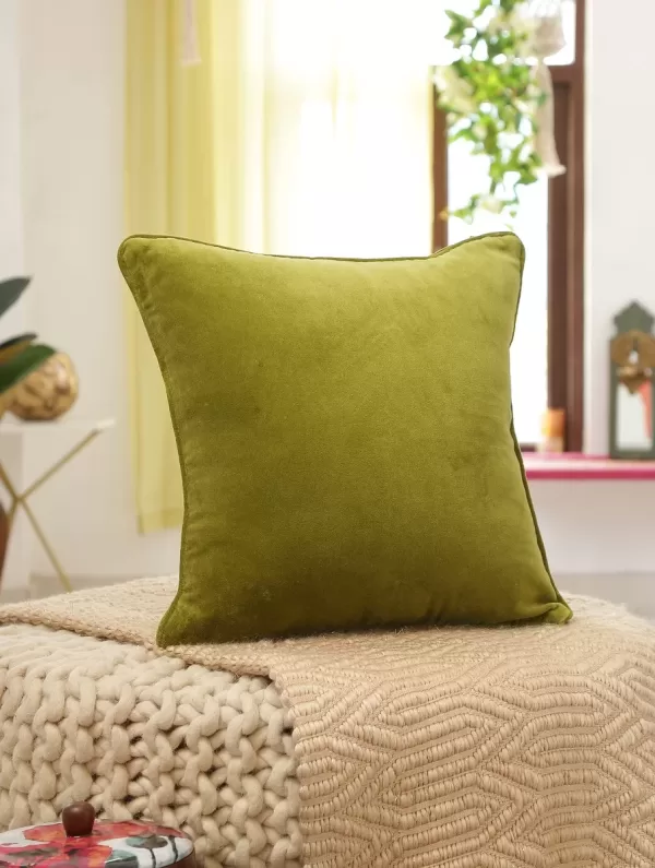 Classic Elegant cotton velvet cushion cover in solid color – Green – Amoliconcepts - Amoliconcepts