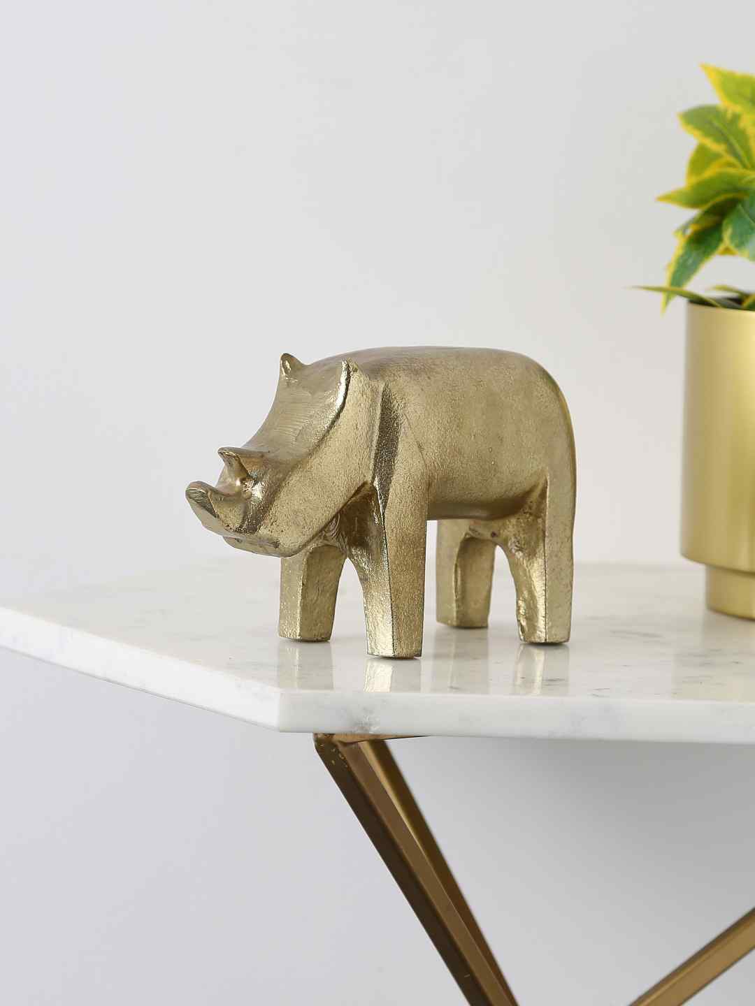 Gold Tone Rhino Animal Figurine Table Décor – Amoliconcepts