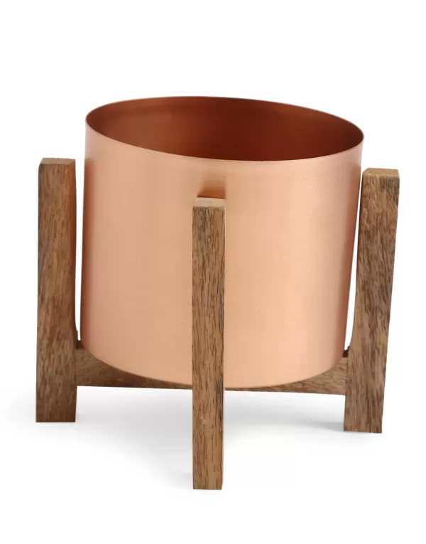 Copper look planter on wooden stand – Amoliconcepts - Amoliconcepts