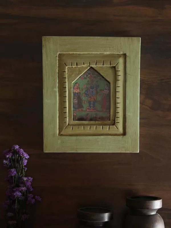 Wall frame in light green antique finish – Amoliconcepts - Amoliconcepts