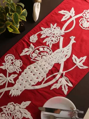 Red and white embroidered runner - Amoliconcepts