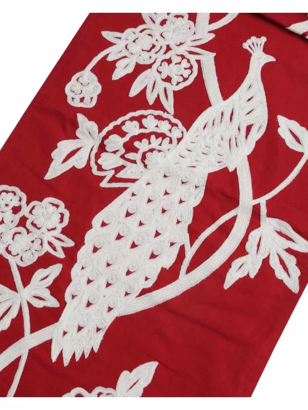 Red and white embroidered runner - Amoliconcepts