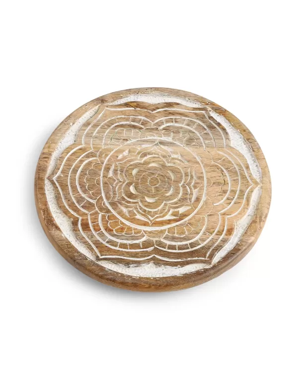 Beautiful Carved White wash Trivet - Amoliconcepts