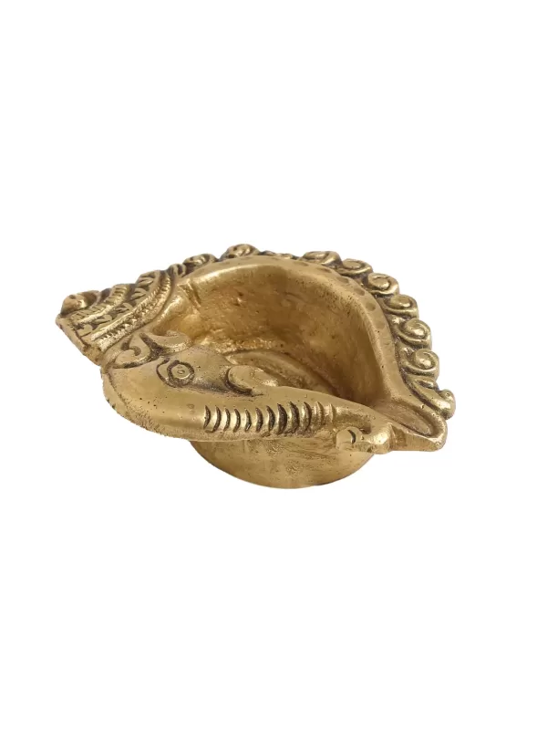Brass Diya Ganesha Conch Design – Amoliconcepts - Amoliconcepts
