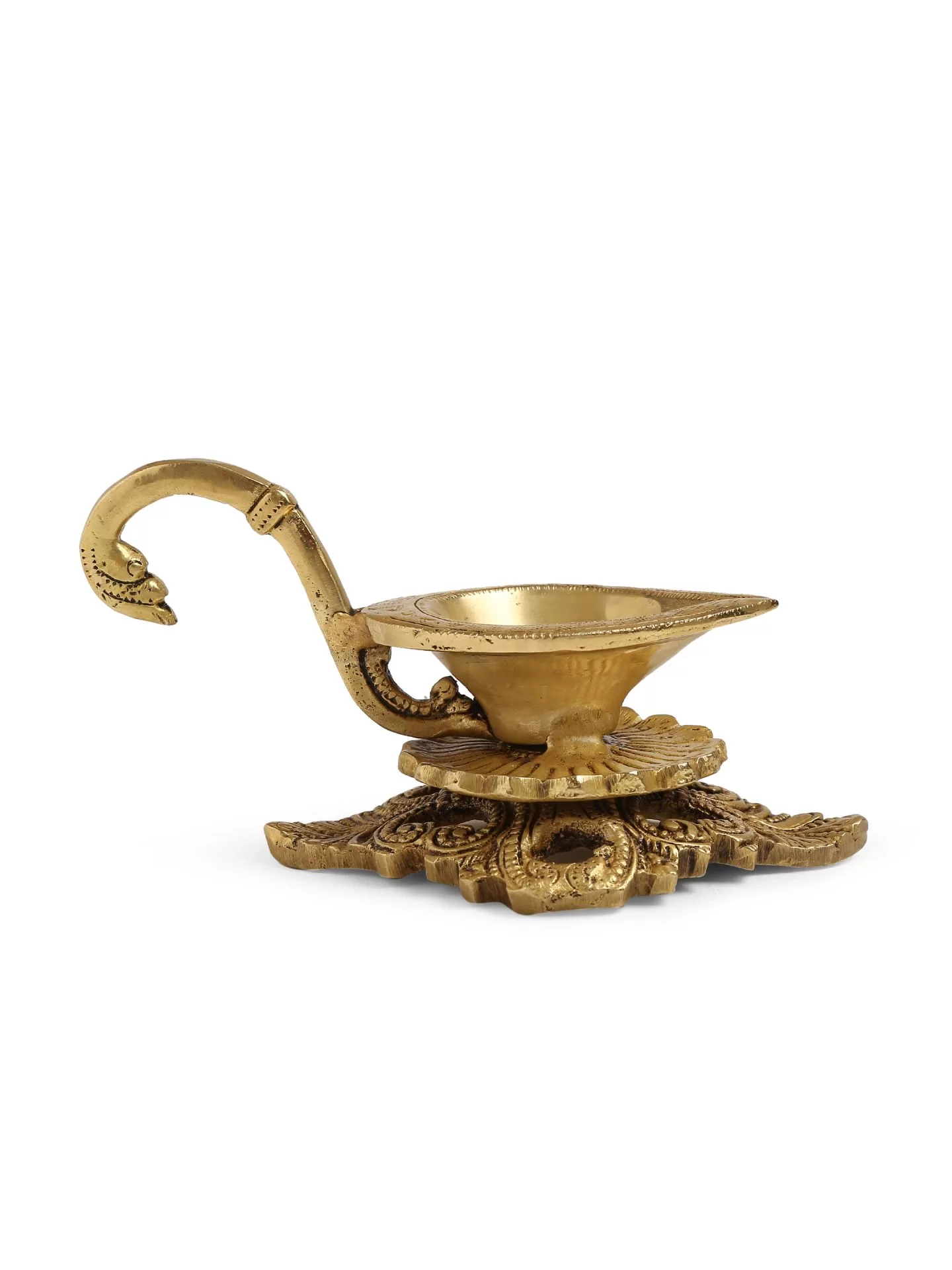 Brass persian oil lamp that looks like a Genie lamp ST