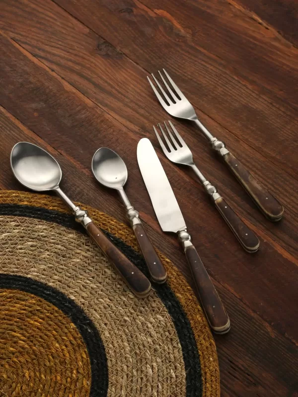 Antique Finish Cutlery set of 5 - Amoliconcepts