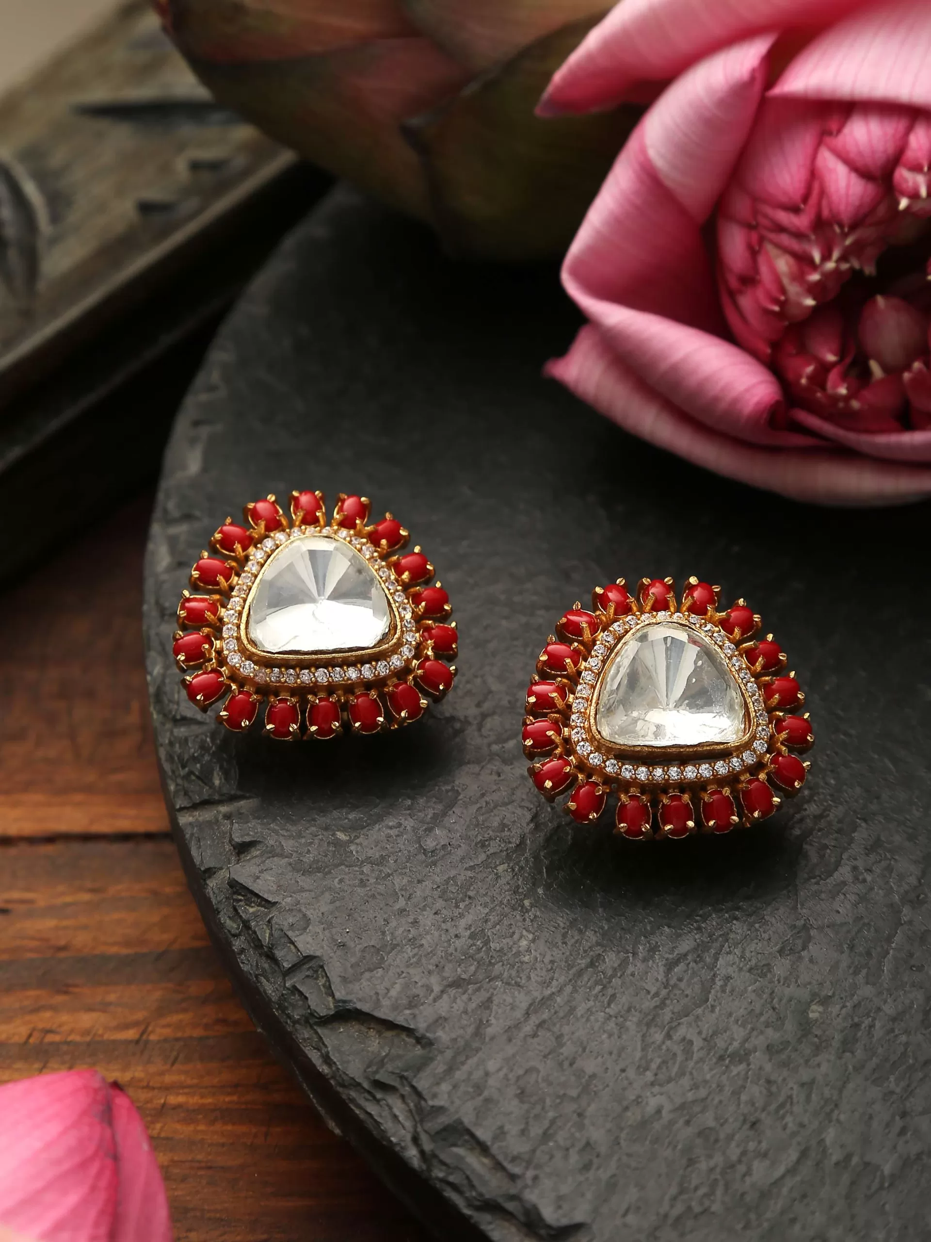 Titanium Stud Earrings with Scarlet Red Crystals – Pretty Sensitive Ears