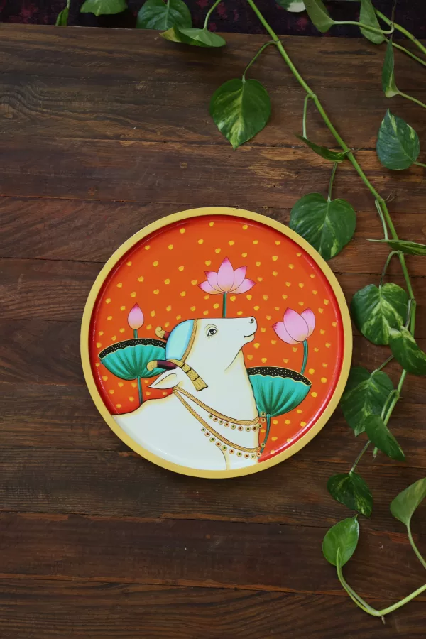 Scared cow  Wooden wall plates - Amoliconcepts